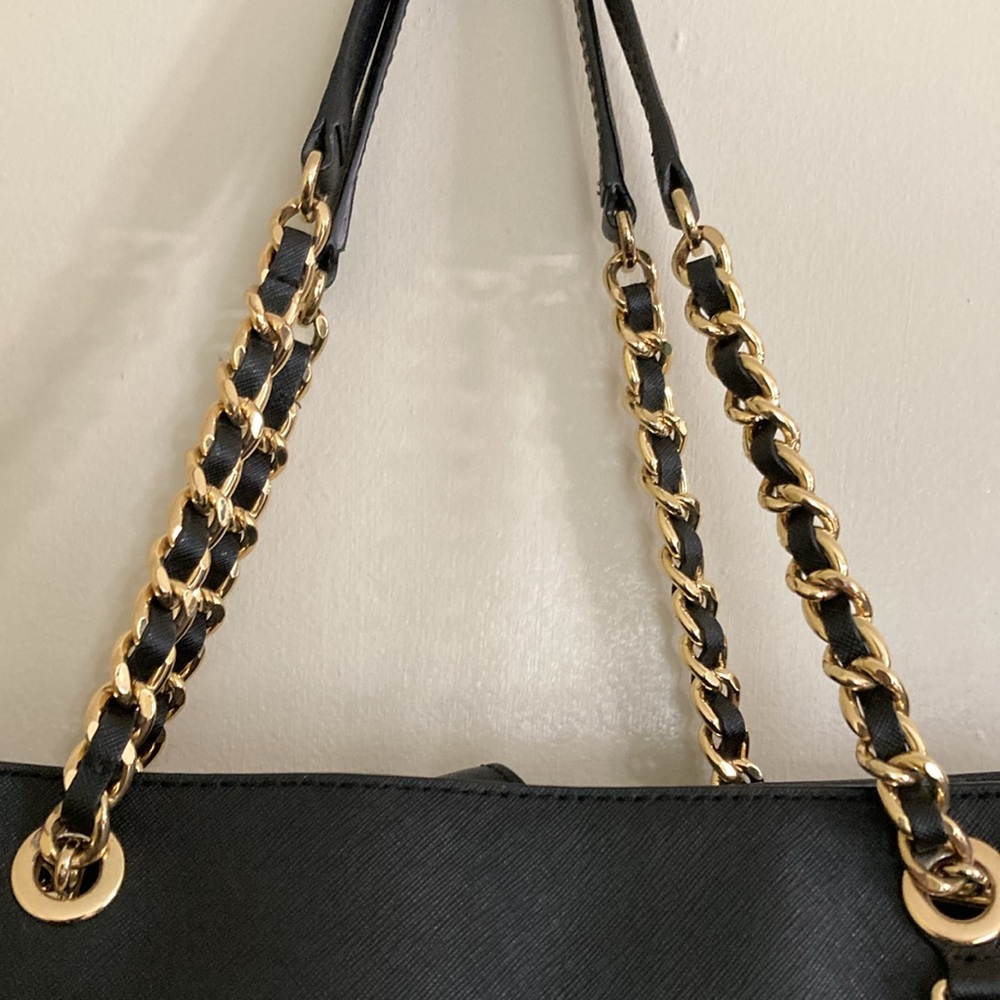 Michael Kors Chain Shoulder Handbag - Picture 4 of 16